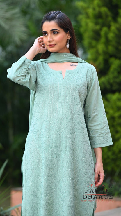 Inayat Resham Dhaaga Mulmul Kurta & Kurta Sets - Cool Green