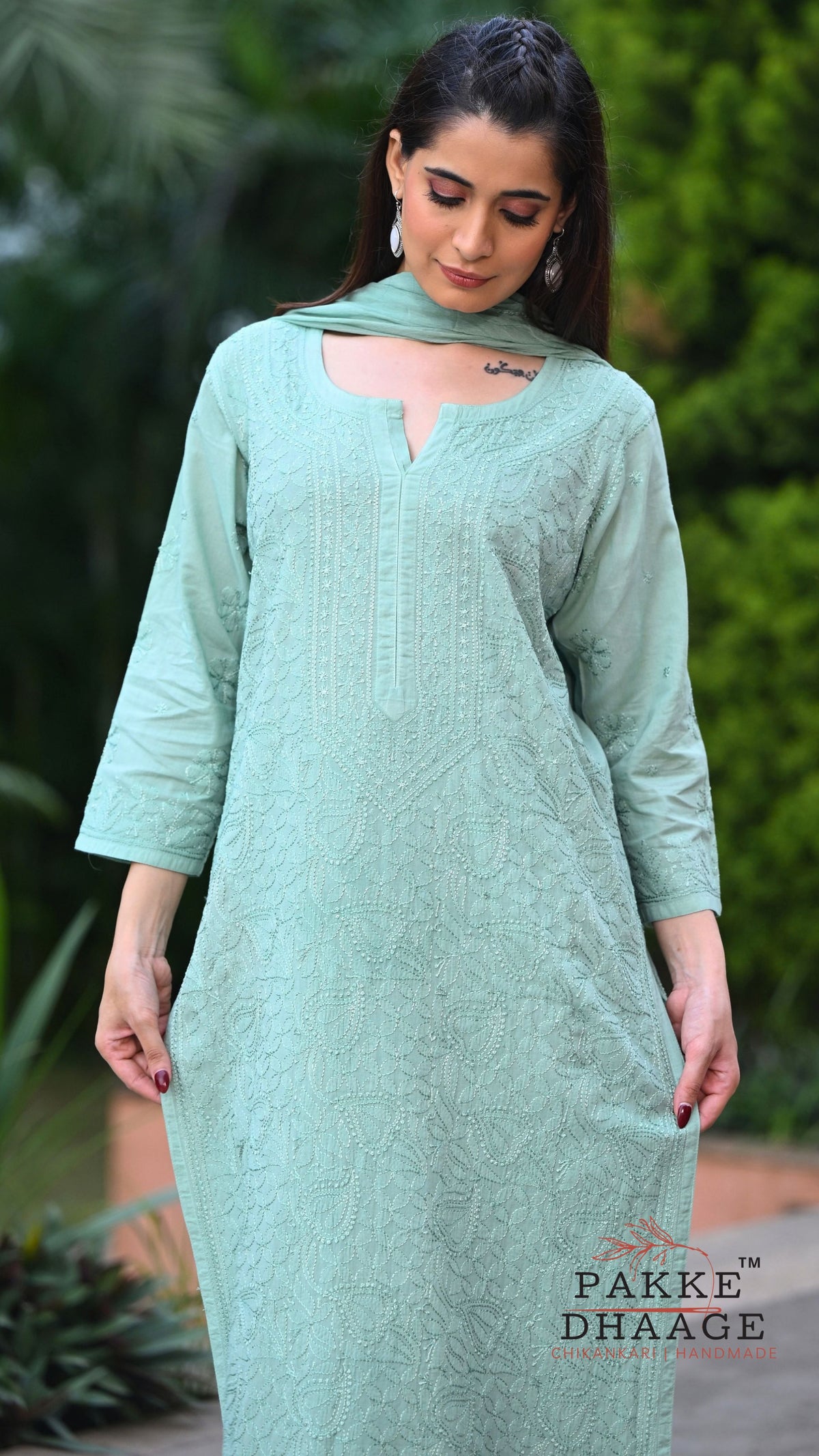 Inayat Resham Dhaaga Mulmul Kurta & Kurta Sets - Cool Green