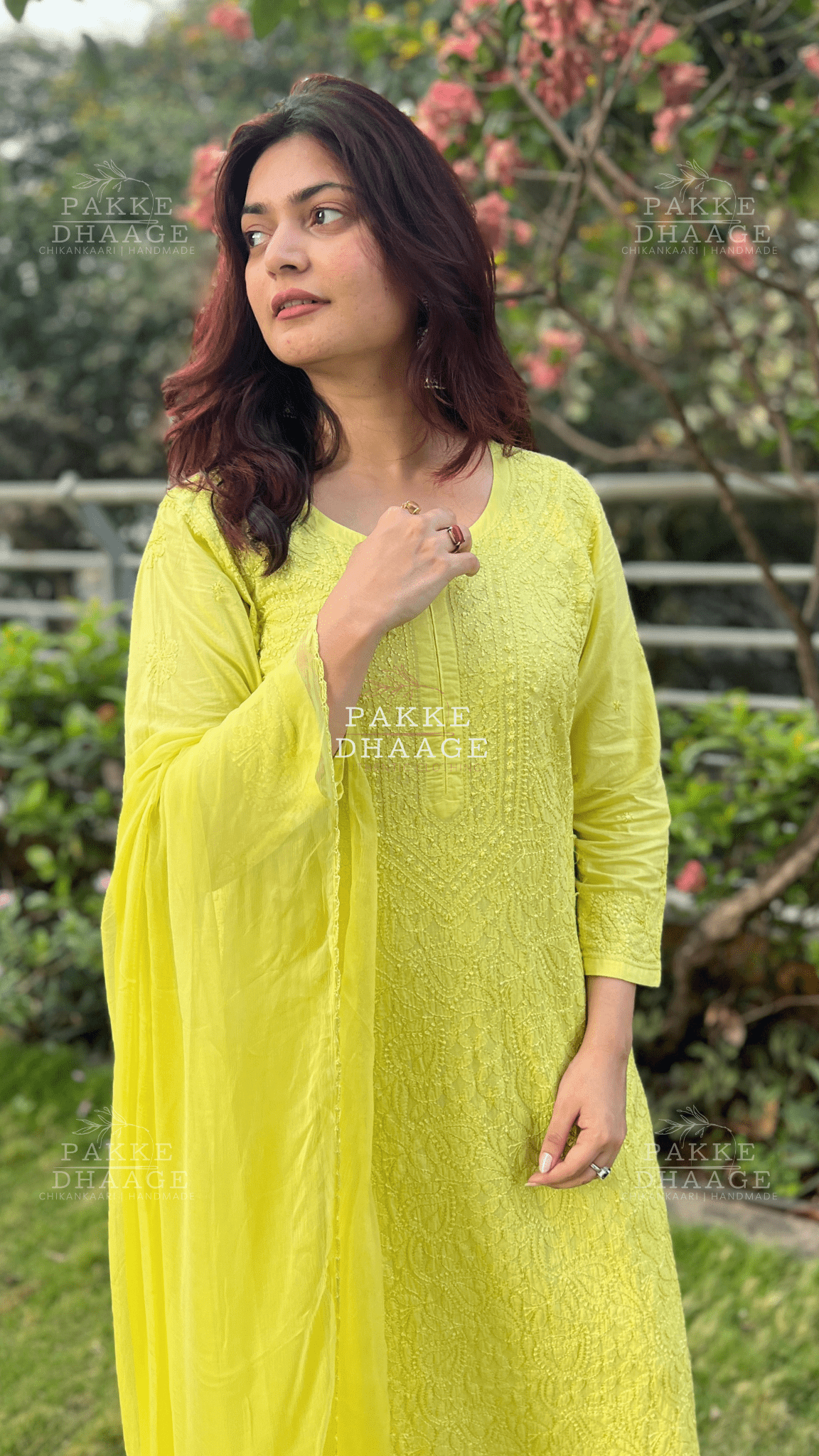 Inayat Resham Dhaaga Mulmul Kurta & Kurta Sets - Lemon Green