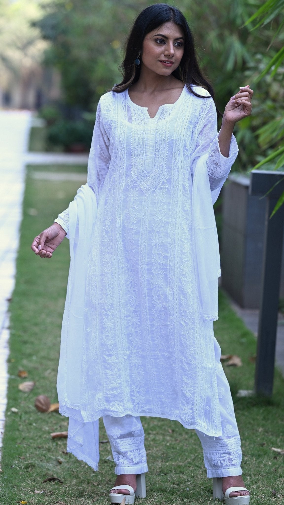 Muskan Pure Kota Doria Chikankari Kurta & Kurta Sets - Pristine White